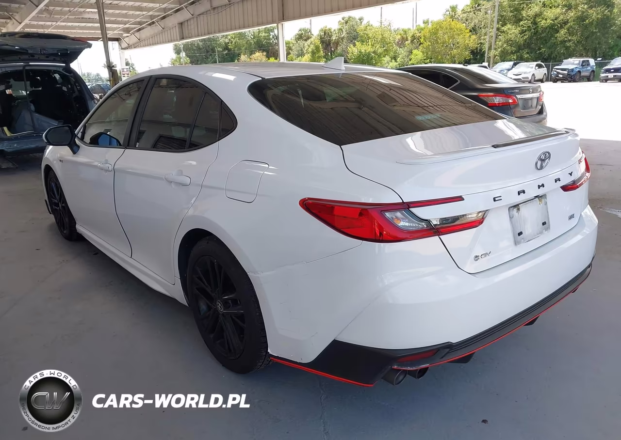2025 Toyota Camry Se VIN:4T1DAACK2SU169445 - 3