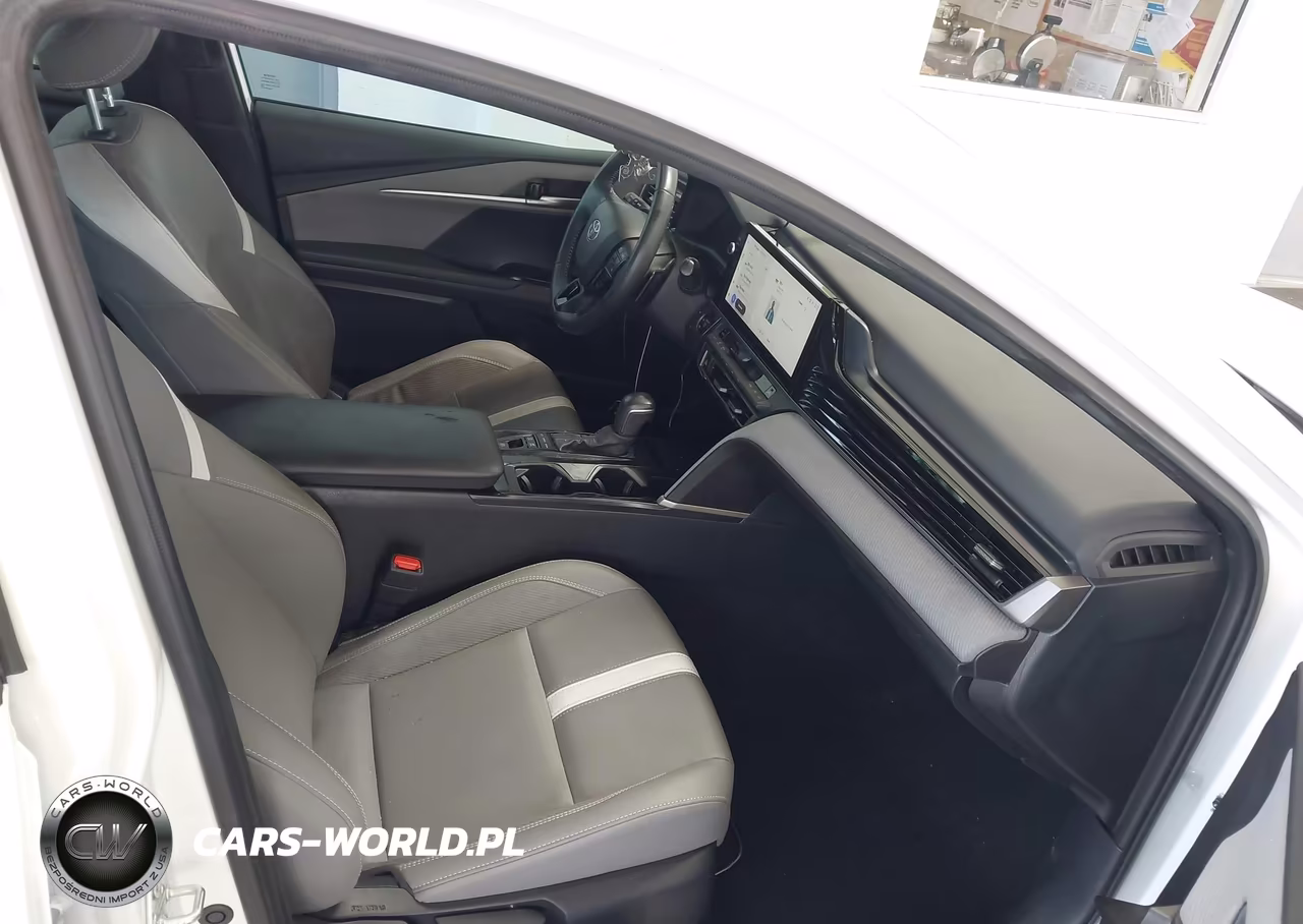 2025 Toyota Camry Se VIN:4T1DAACK2SU169445 - 5