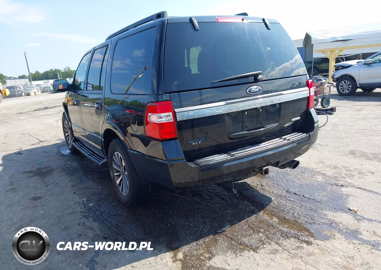 2015 Ford Expedition Xlt VIN:1FMJU1JT6FEF19181 - 3