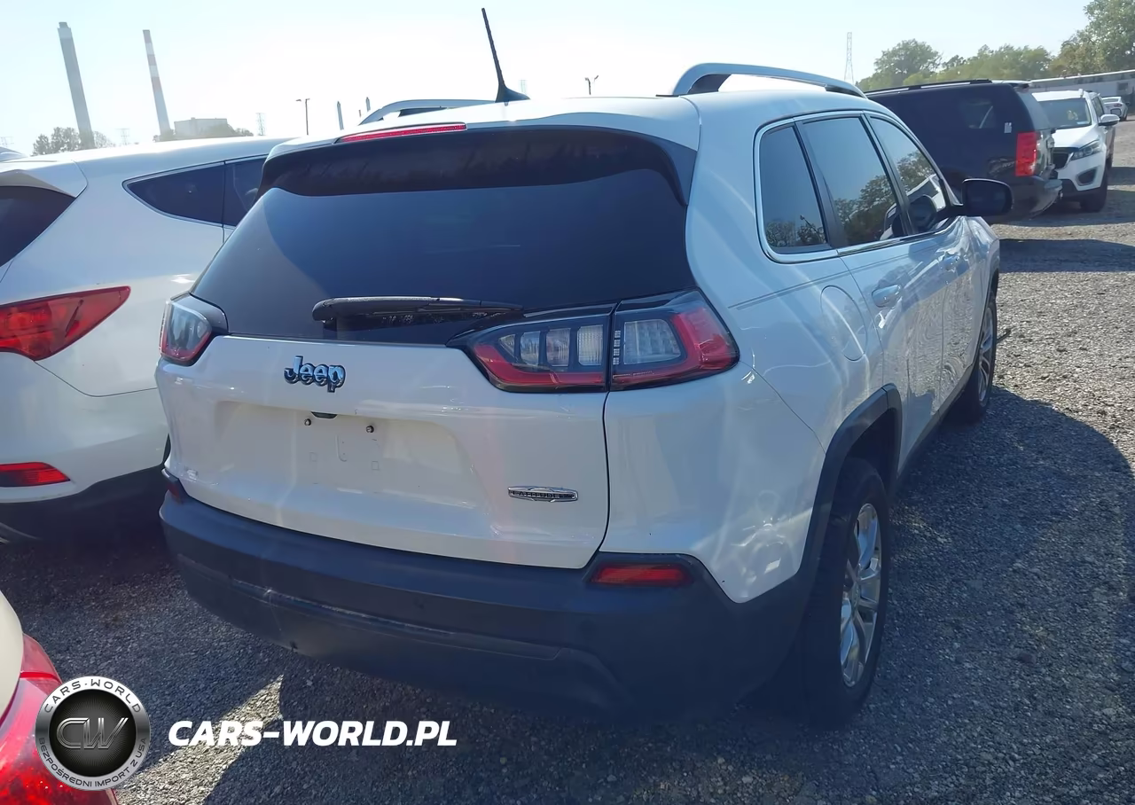 2021 Jeep Cherokee Latitude Plus Fwd VIN:1C4PJLLB3MD179711 - 16