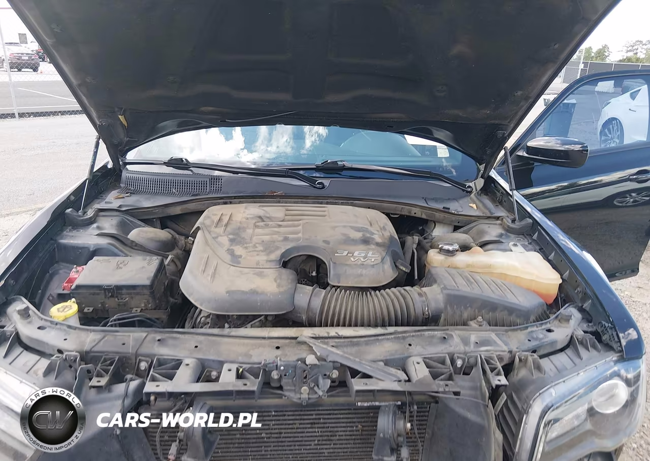 2020 Chrysler 300 300S VIN:2C3CCABG0LH141787 - 10