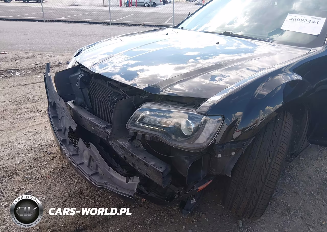 2020 Chrysler 300 300S VIN:2C3CCABG0LH141787 - 6