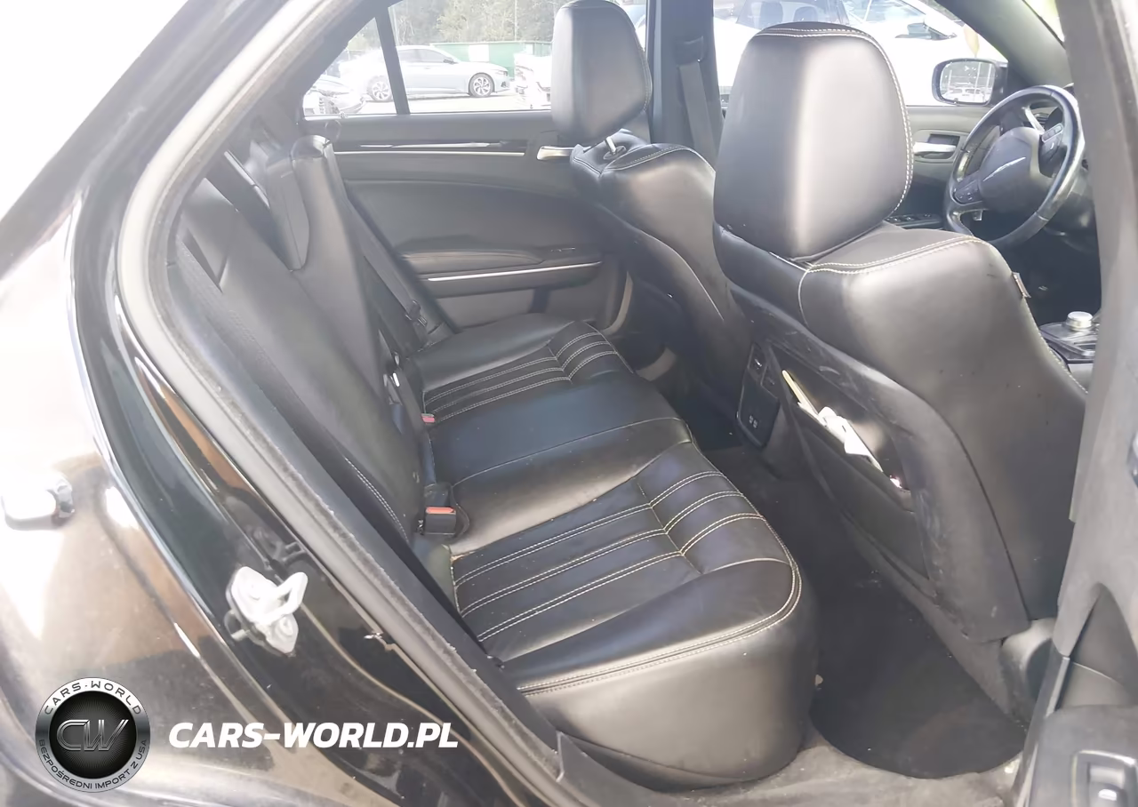 2020 Chrysler 300 300S VIN:2C3CCABG0LH141787 - 8