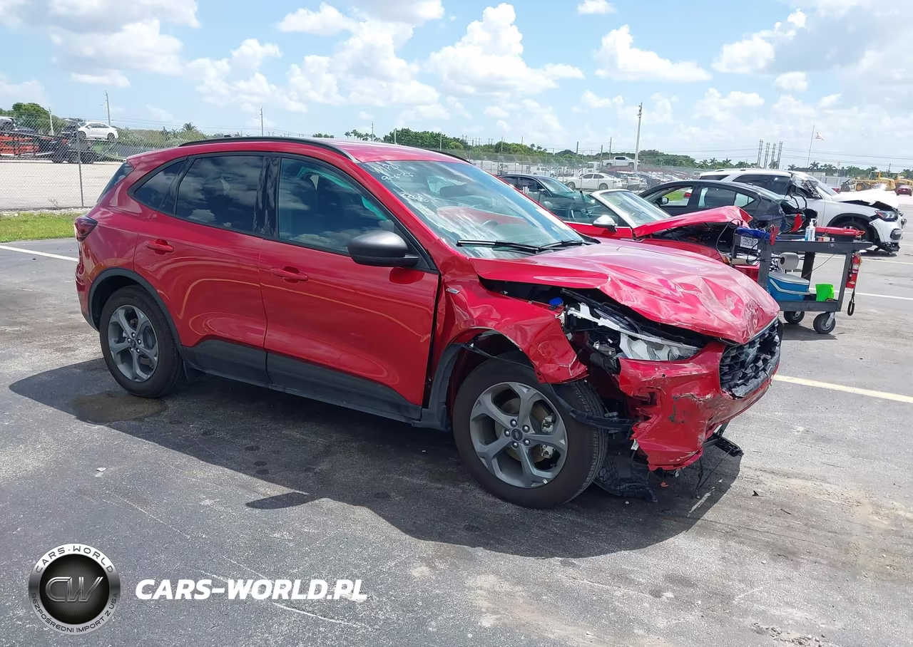 2026 Ford Escape St-Line