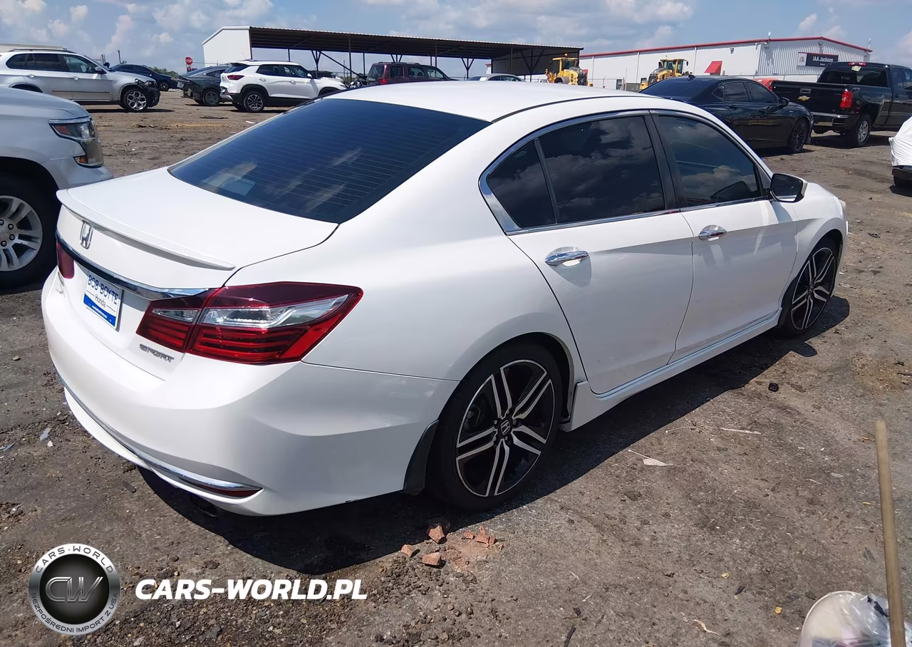 2017 Honda Accord Sport VIN:1HGCR2F51HA143323 - 4
