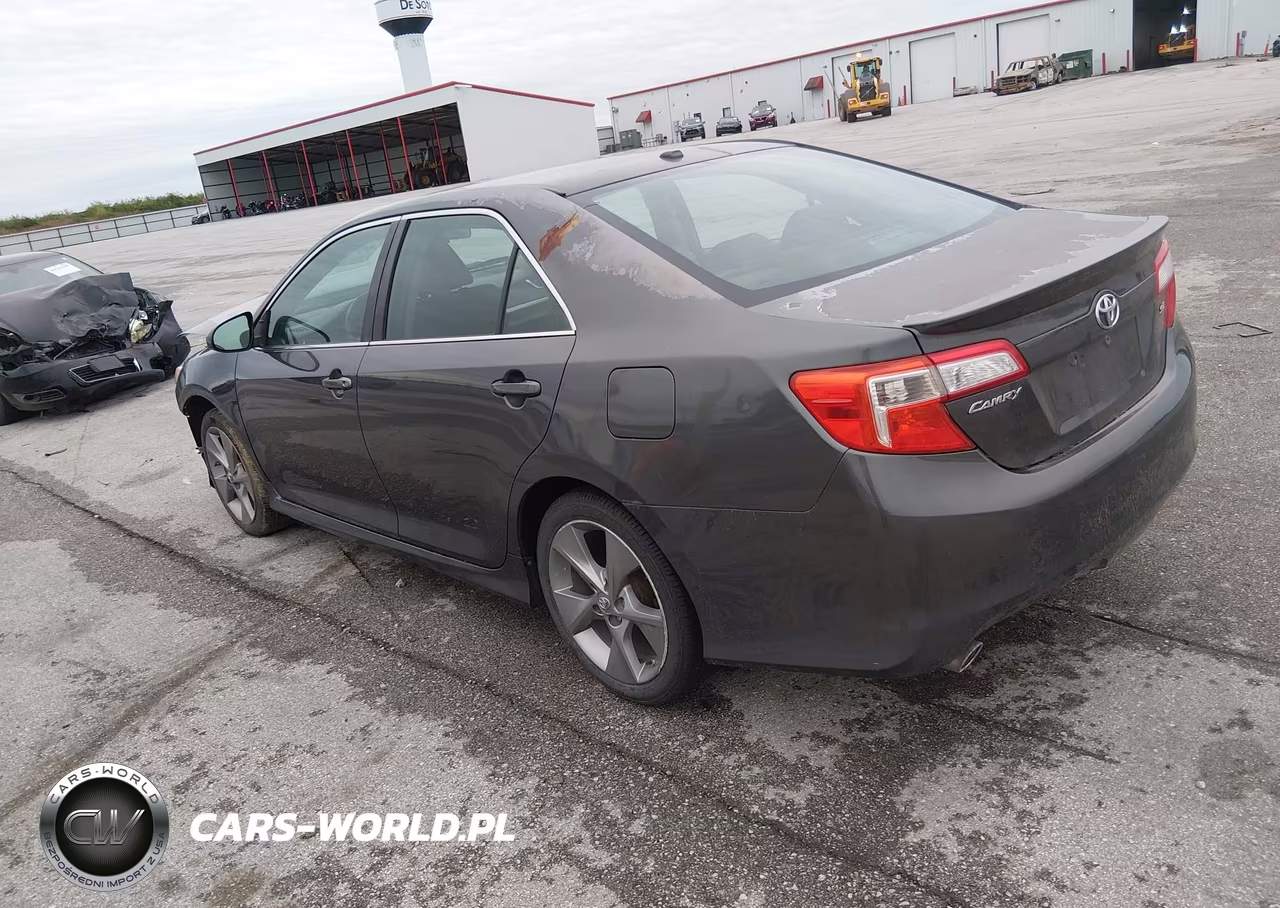 2012 Toyota Camry Se V6 VIN:4T1BK1FK6CU002328 - 3