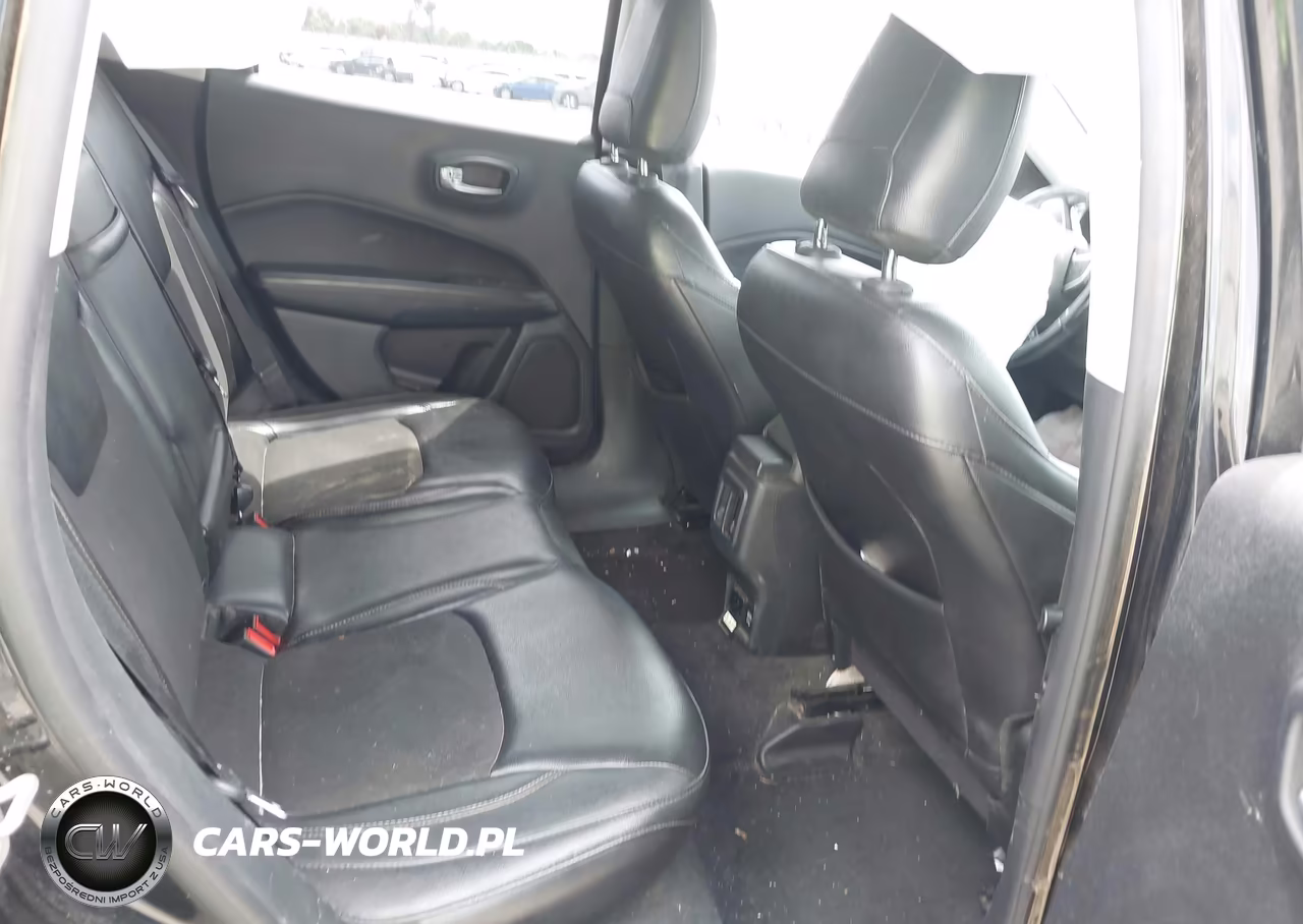 2018 Jeep Compass Latitude VIN:3C4NJCBB5JT133943 - 8