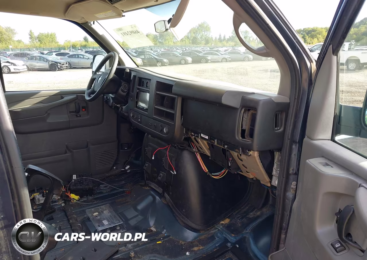 2011 Chevrolet Express 3500 Ls VIN:1GAZGZFG3B1158043 - 5