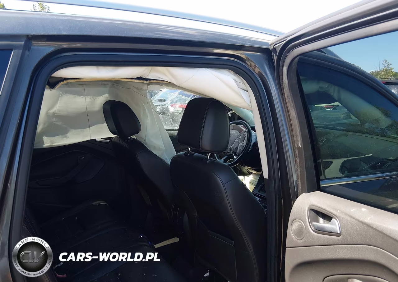 2015 Ford Escape Titanium VIN:1FMCU9J9XFUB39116 - 8