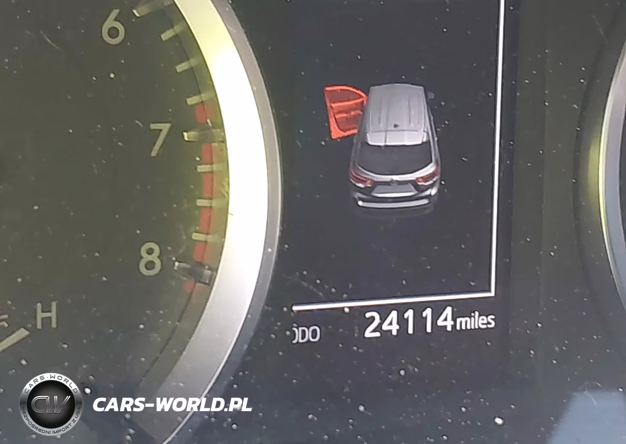 2019 Toyota Highlander Le VIN:5TDBZRFH9KS953113 - 15