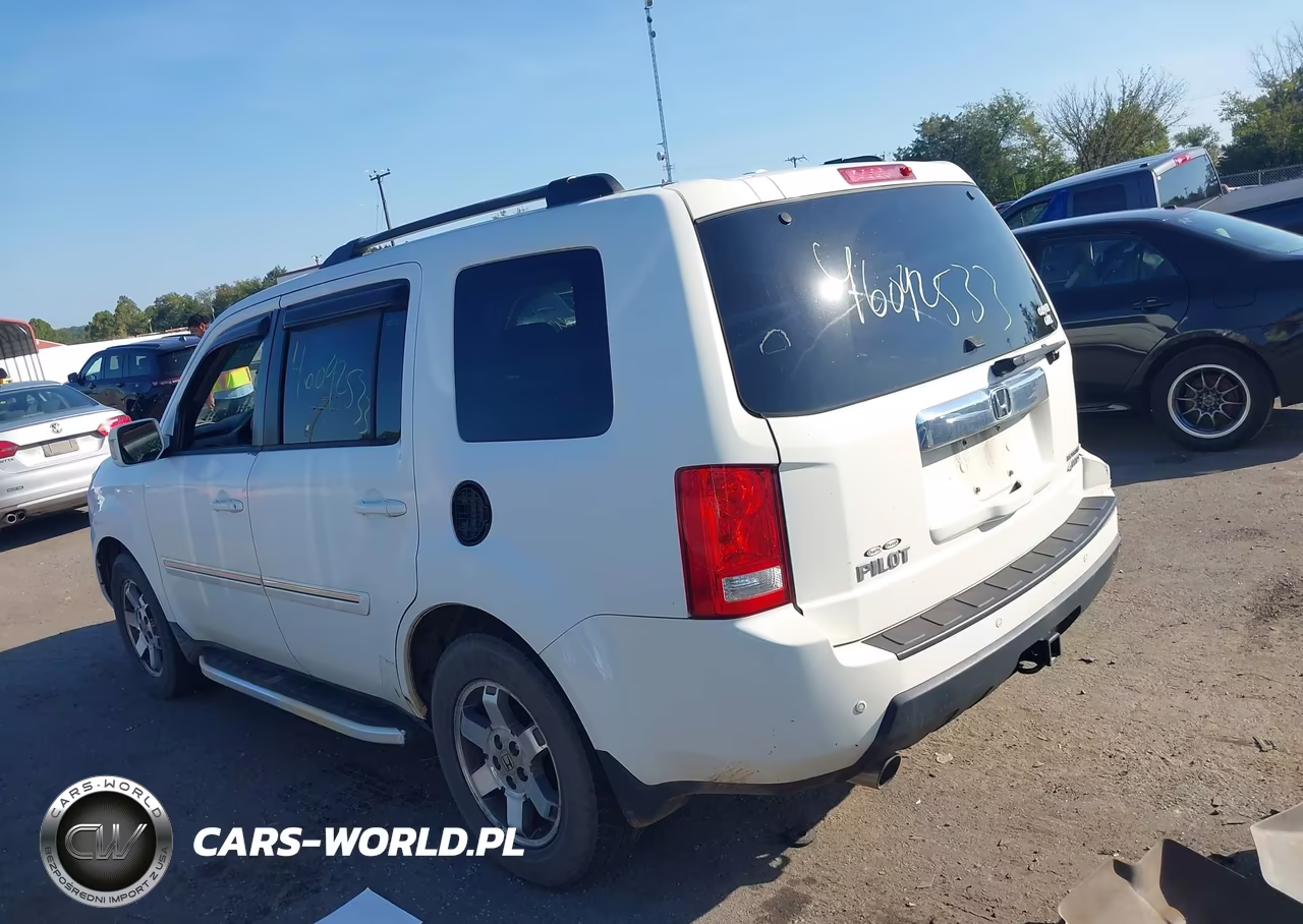 2009 Honda Pilot Touring VIN:5FNYF48999B043889 - 3