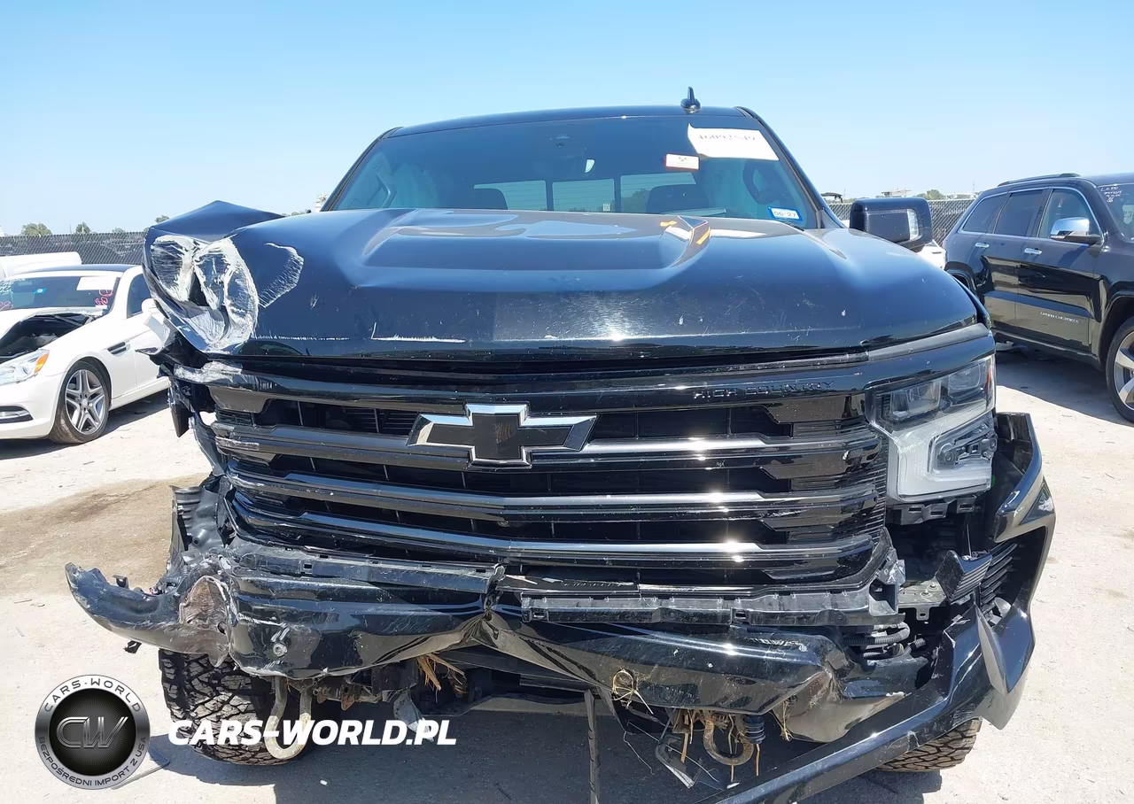 2024 Chevrolet Silverado 1500 VIN:1GCUDJE88RZ366548 - 12
