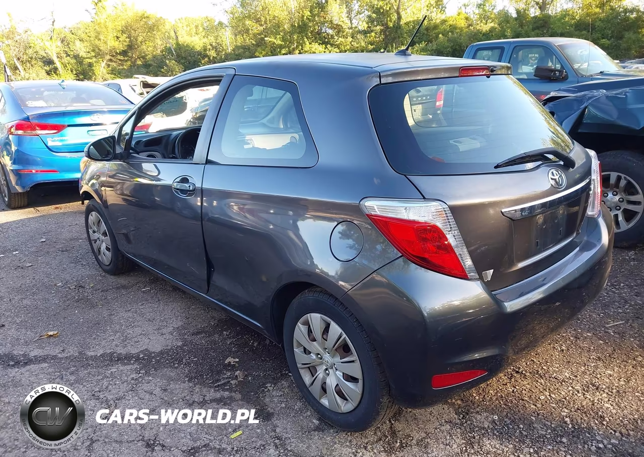 2012 Toyota Yaris Le VIN:JTDJTUD34CD519945 - 3