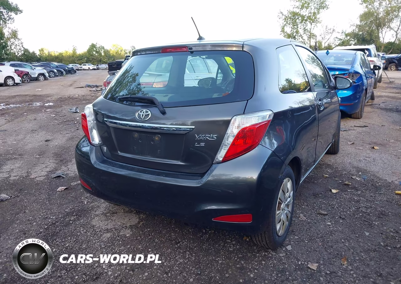2012 Toyota Yaris Le VIN:JTDJTUD34CD519945 - 4