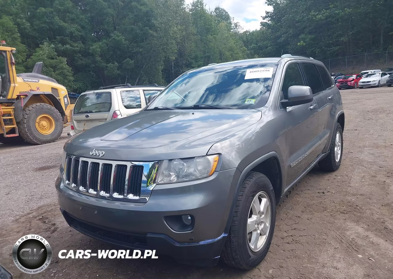 2011 Jeep Grand Cherokee Laredo VIN:1J4RR4GG4BC578055 - 6