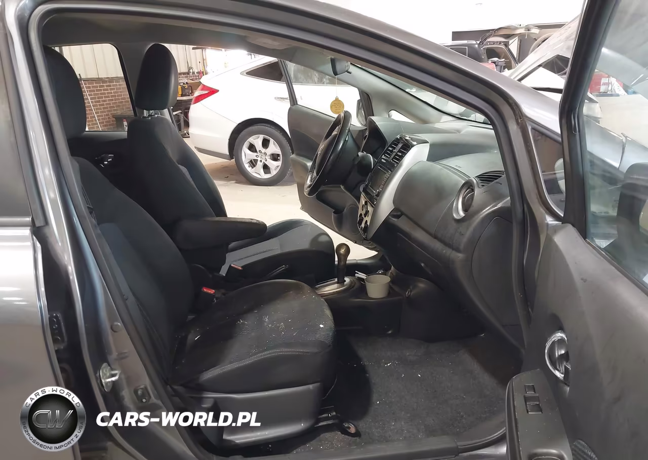 2018 Nissan Versa Note Sv VIN:3N1CE2CP9JL368025 - 5