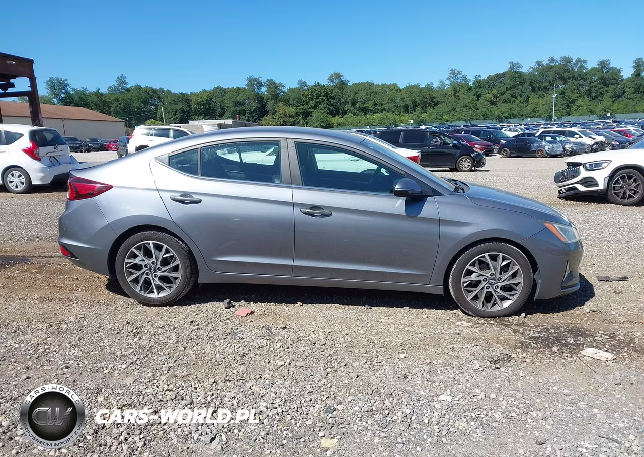 2019 Hyundai Elantra Limited VIN:KMHD84LF7KU814753 - 14