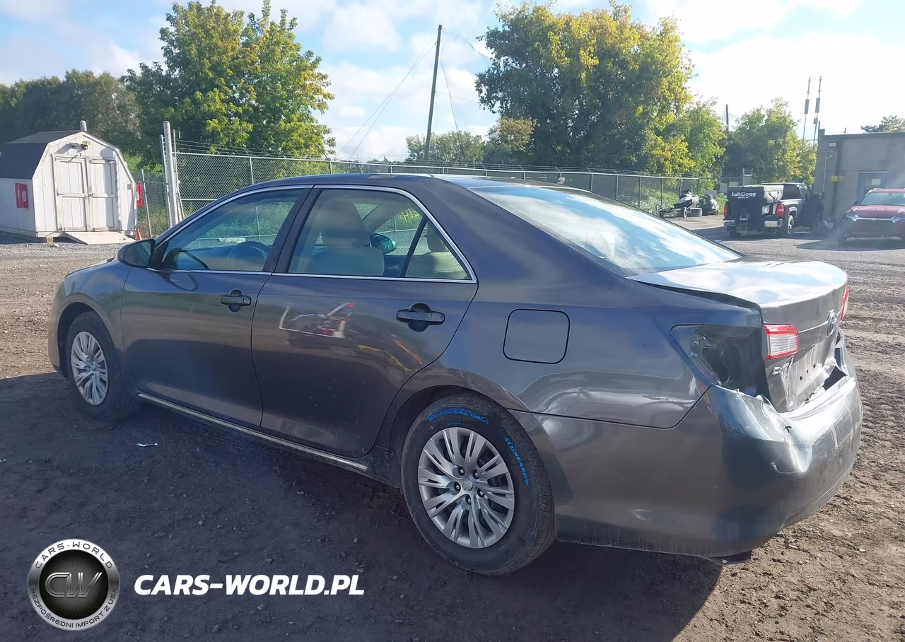 2014 Toyota Camry Le VIN:4T1BF1FK0EU306455 - 3