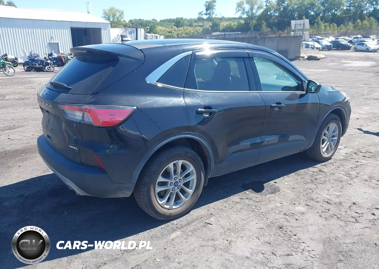 2021 Ford Escape Se VIN:1FMCU9G61MUA47810 - 4