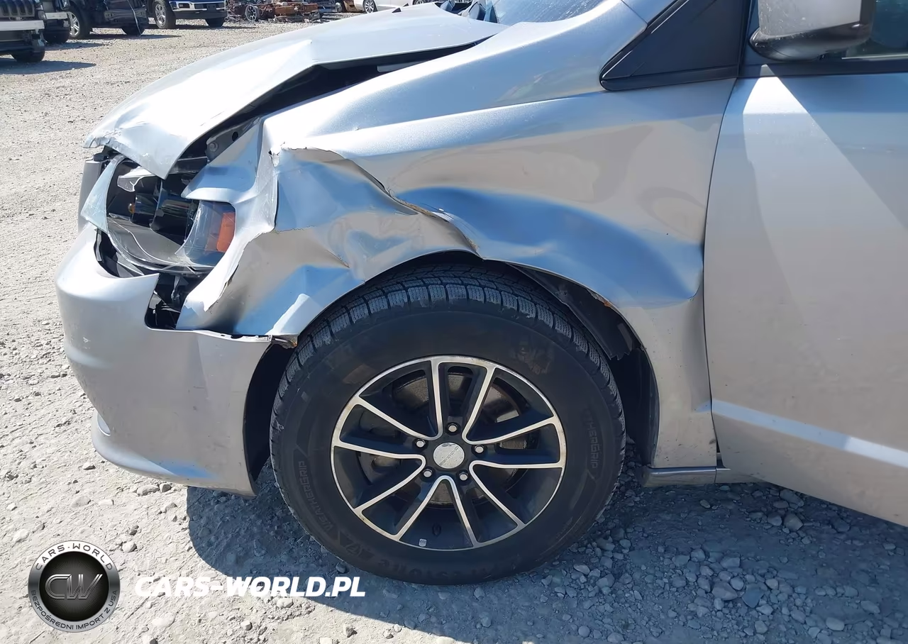 2019 Dodge Grand Caravan Gt VIN:2C4RDGEG4KR618005 - 17