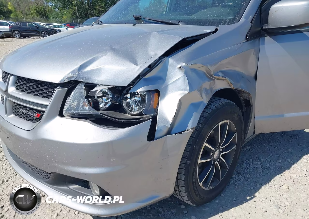 2019 Dodge Grand Caravan Gt VIN:2C4RDGEG4KR618005 - 6
