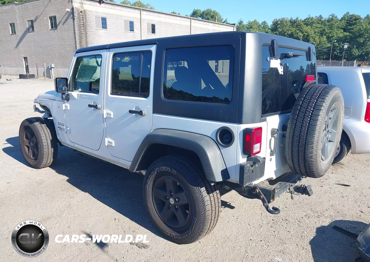 2016 Jeep Wrangler Unlimited Sport VIN:1C4BJWDG7GL154701 - 3