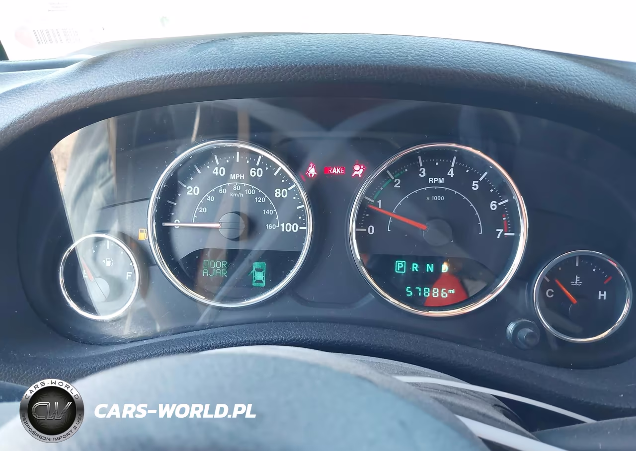2016 Jeep Wrangler Unlimited Sport VIN:1C4BJWDG7GL154701 - 7