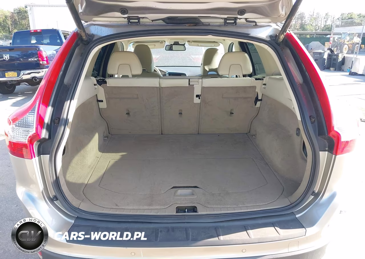 2013 Volvo Xc60 3.2-3.2 Platinum-3.2 Premier-3.2 Premier Plus VIN:YV4952DL2D2391636 - 17