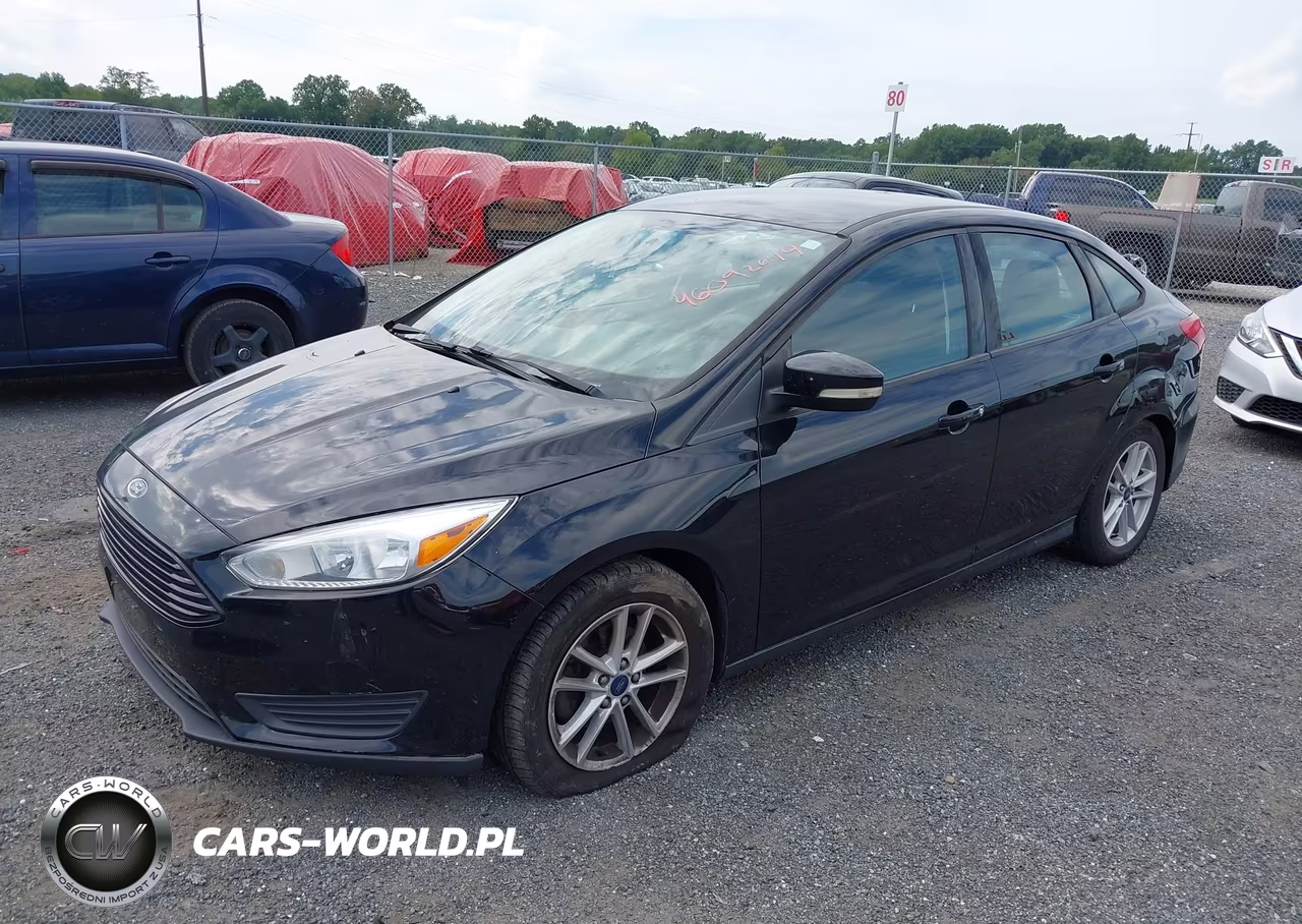 2017 Ford Focus Se VIN:1FADP3F20HL275469 - 2