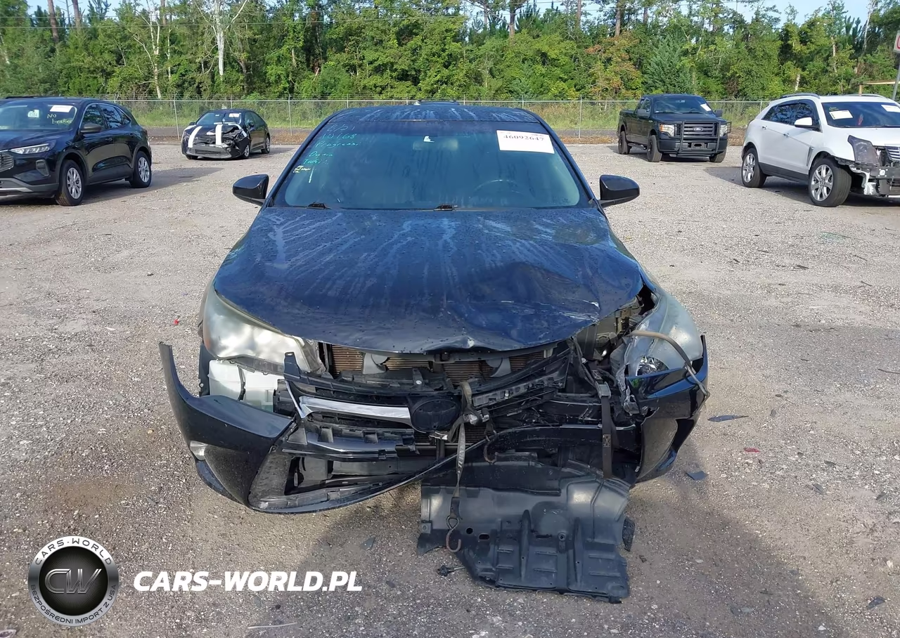 2016 Toyota Camry Se VIN:4T1BF1FK2GU225797 - 12