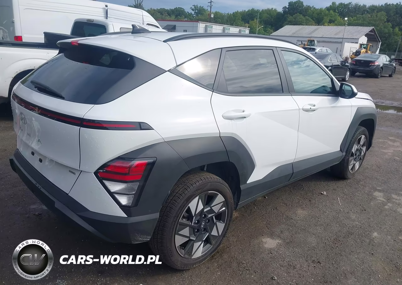 2025 Hyundai Kona Sel VIN:KM8HBCAB1SU308008 - 4