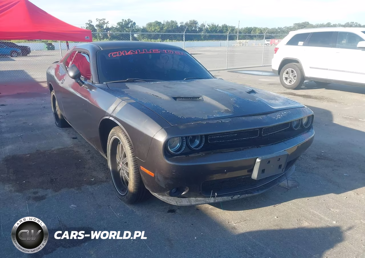 2015 Dodge Challenger Sxt – zdjęcie 1 z 19
