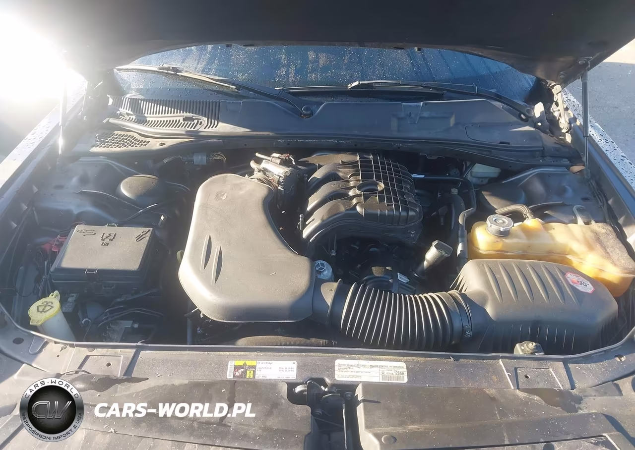 2015 Dodge Challenger Sxt VIN:2C3CDZAG9FH719323 - 10