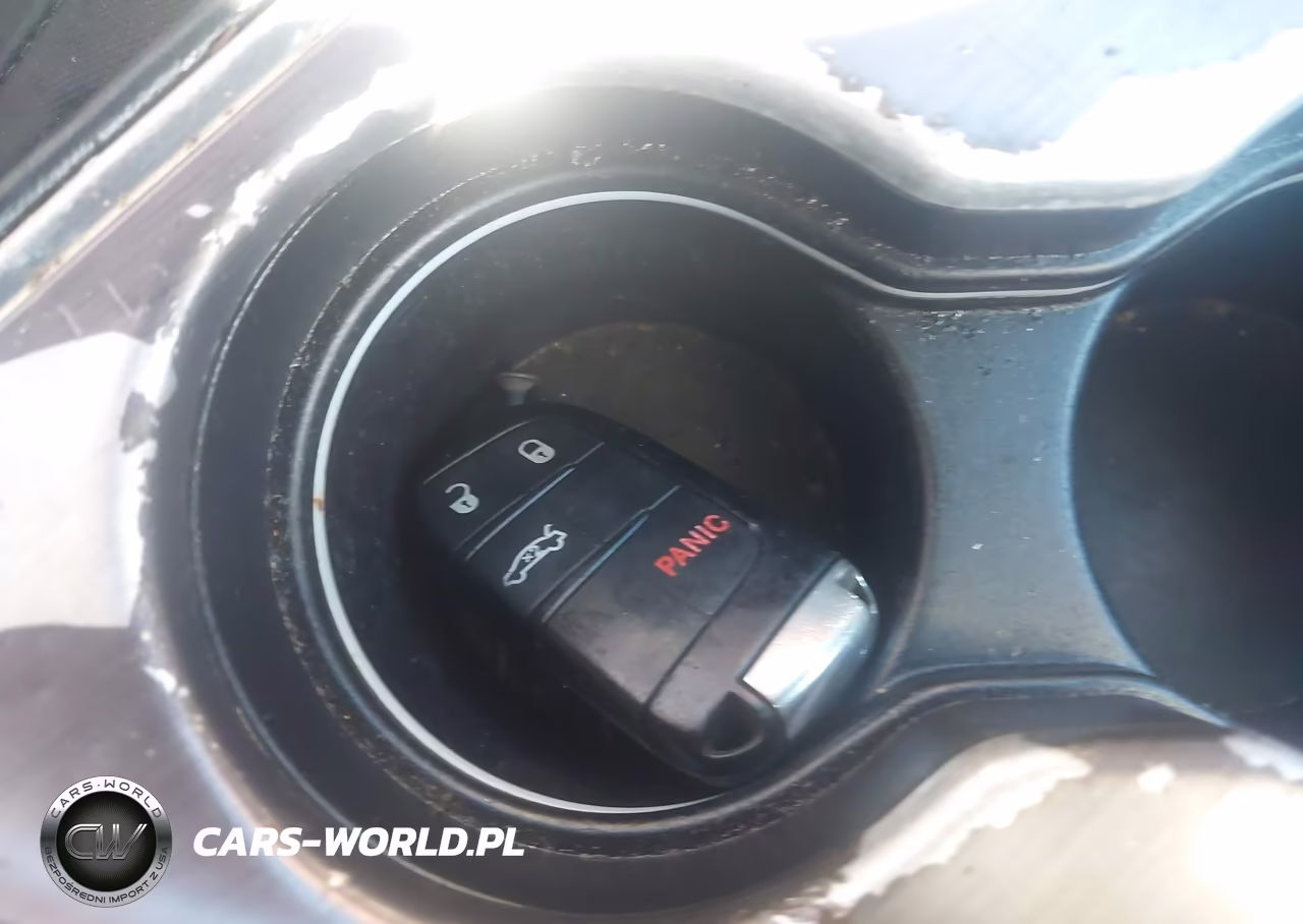 2015 Dodge Challenger Sxt VIN:2C3CDZAG9FH719323 - 11