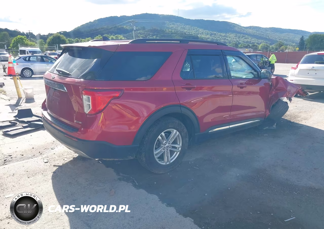 2023 Ford Explorer Xlt VIN:1FMSK8DH0PGB30987 - 4