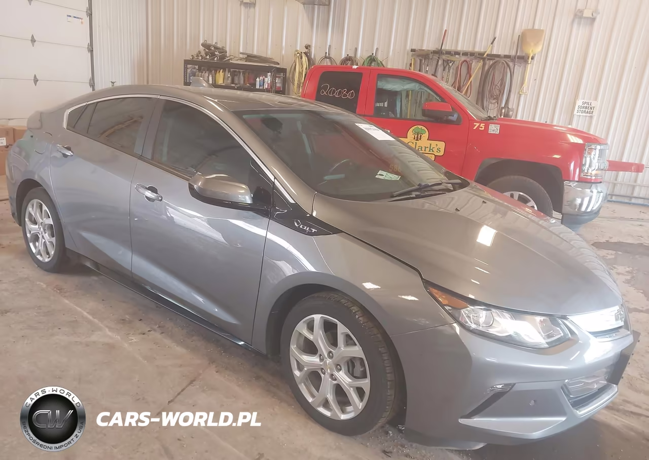 2018 Chevrolet Volt Premier VIN:1G1RD6S5XJU149946 - 1