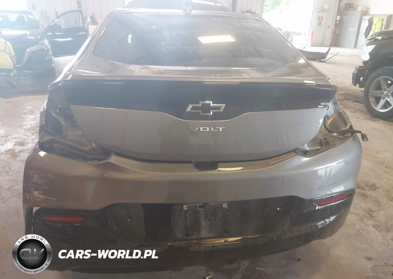 2018 Chevrolet Volt Premier VIN:1G1RD6S5XJU149946 - 6
