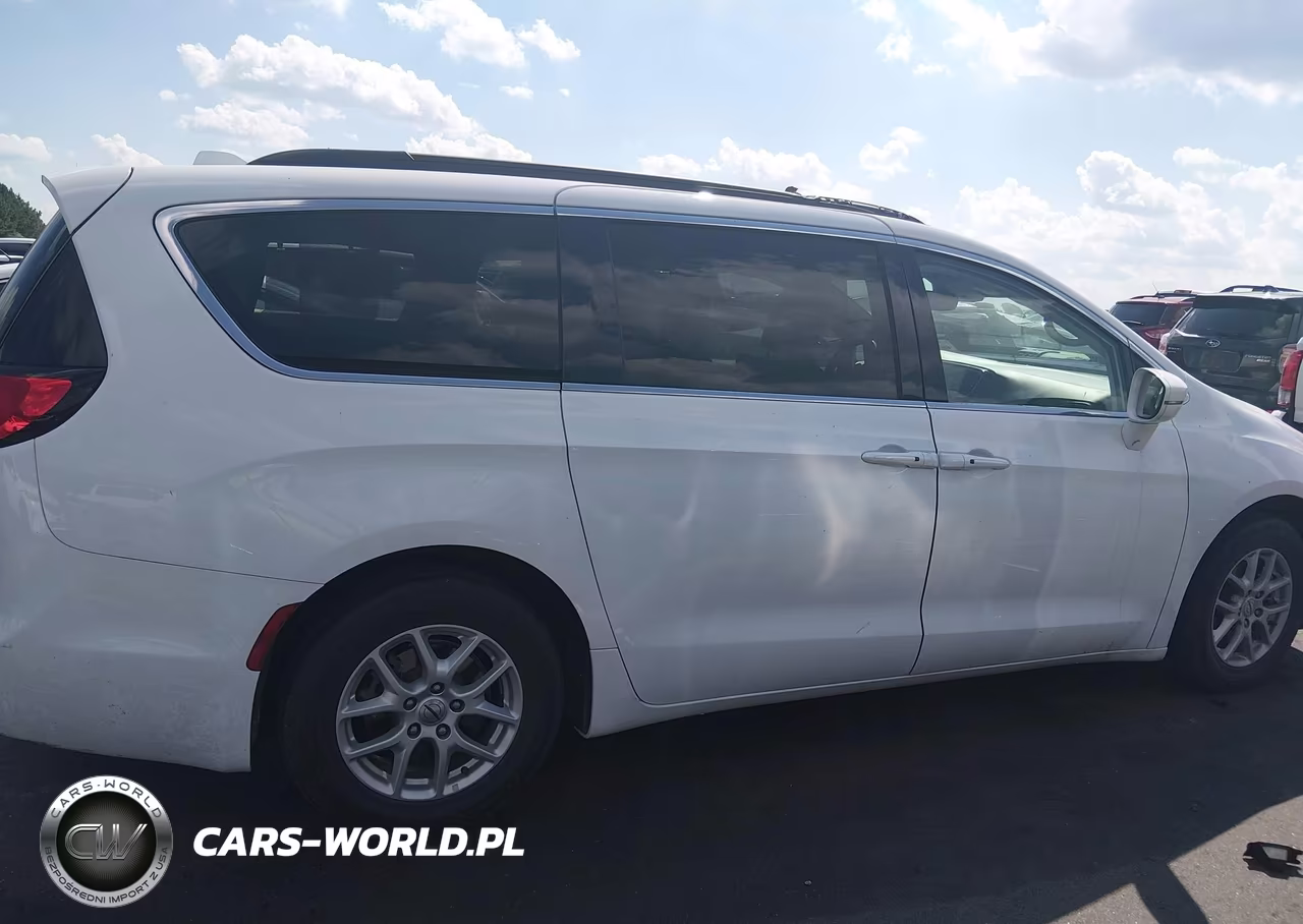 2022 Chrysler Pacifica Touring L VIN:2C4RC1BG8NR147291 - 12