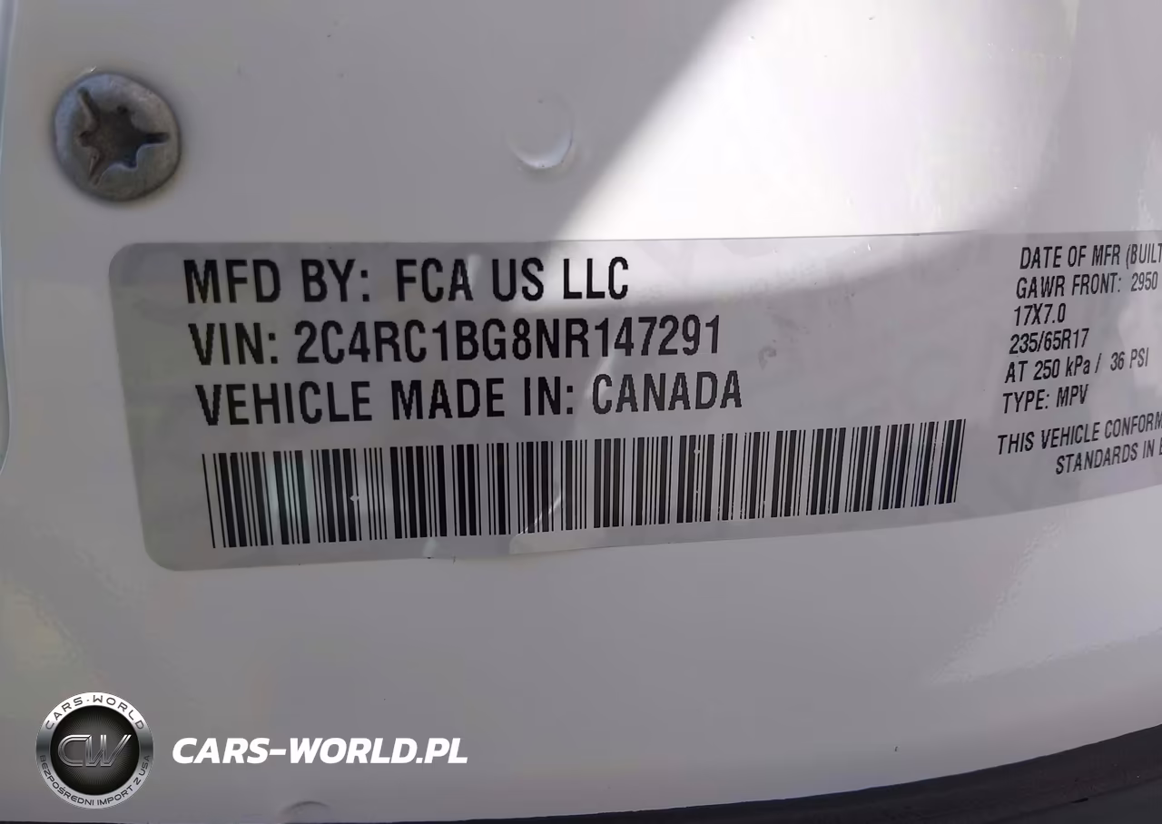 2022 Chrysler Pacifica Touring L VIN:2C4RC1BG8NR147291 - 9
