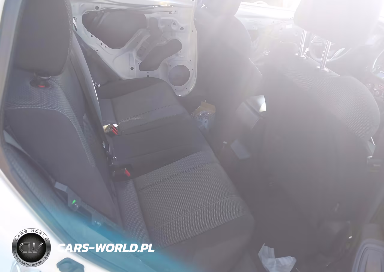 2023 Subaru Impreza Premium 5-Door VIN:4S3GTAD61P3721432 - 8