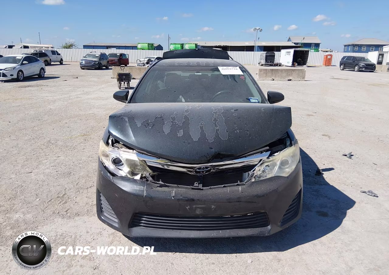 2014 Toyota Camry Le VIN:4T1BF1FK5EU401884 - 12