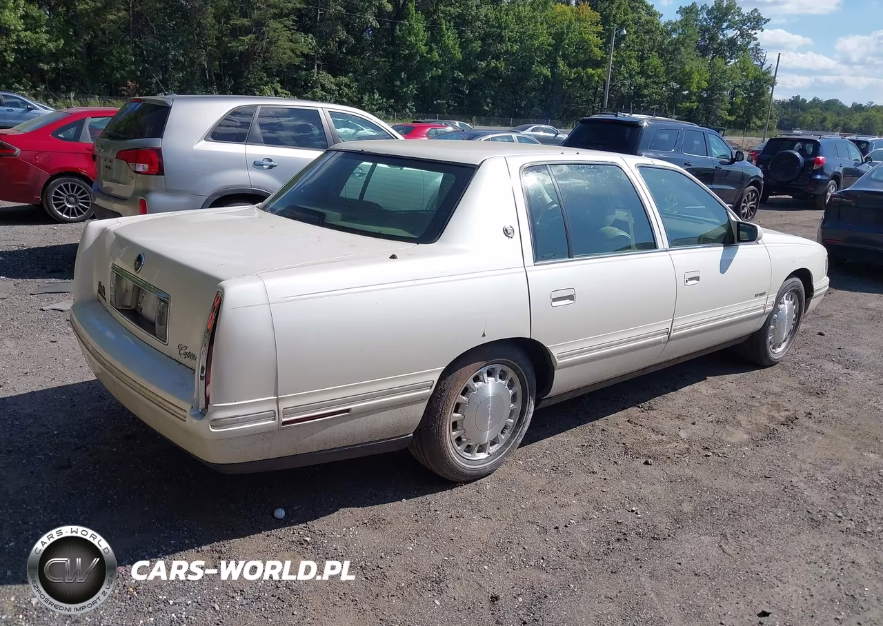 1997 Cadillac Deville Standard VIN:1G6KD54YXVU292852 - 4