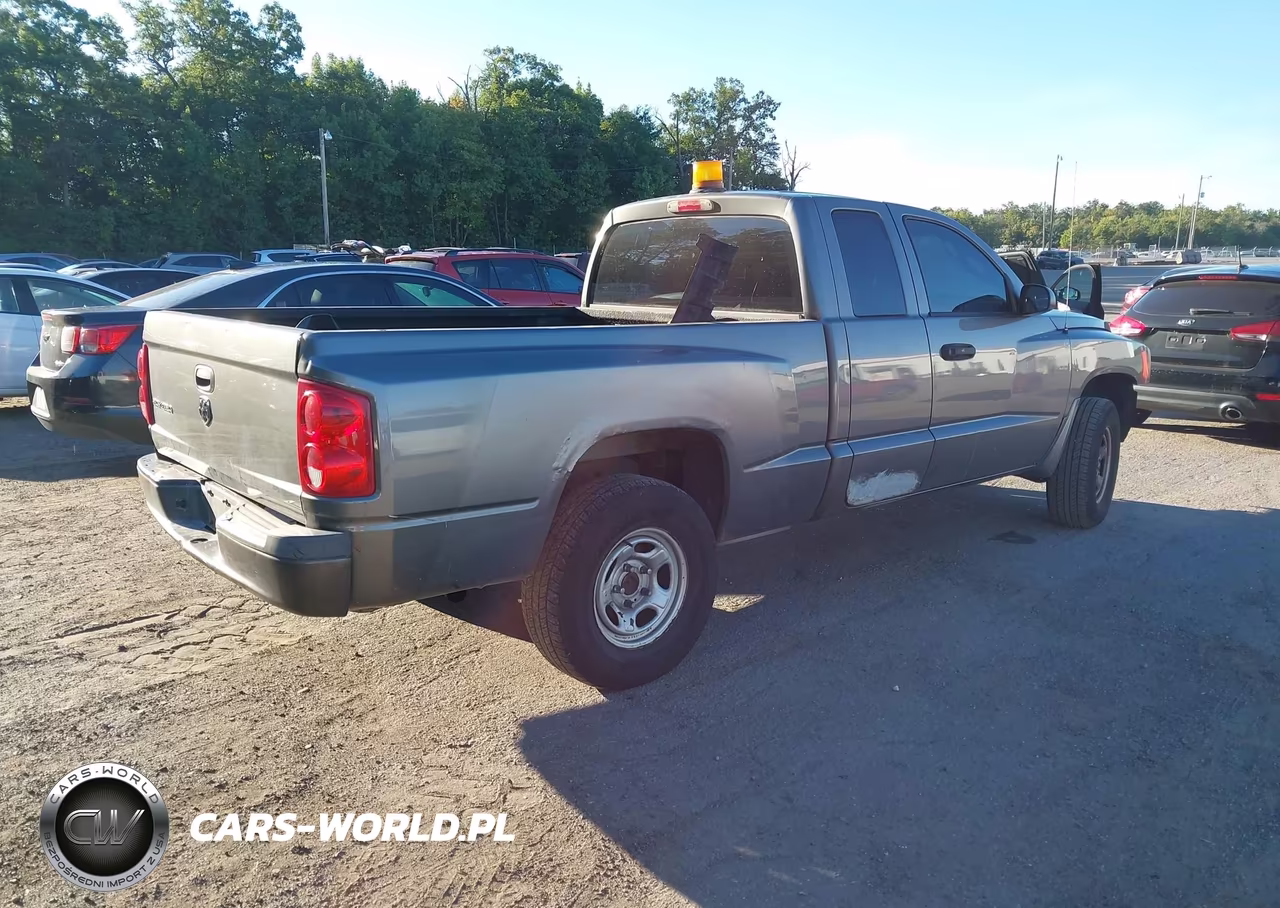 2007 Dodge Dakota St VIN:1D7HE22K87S120860 - 4