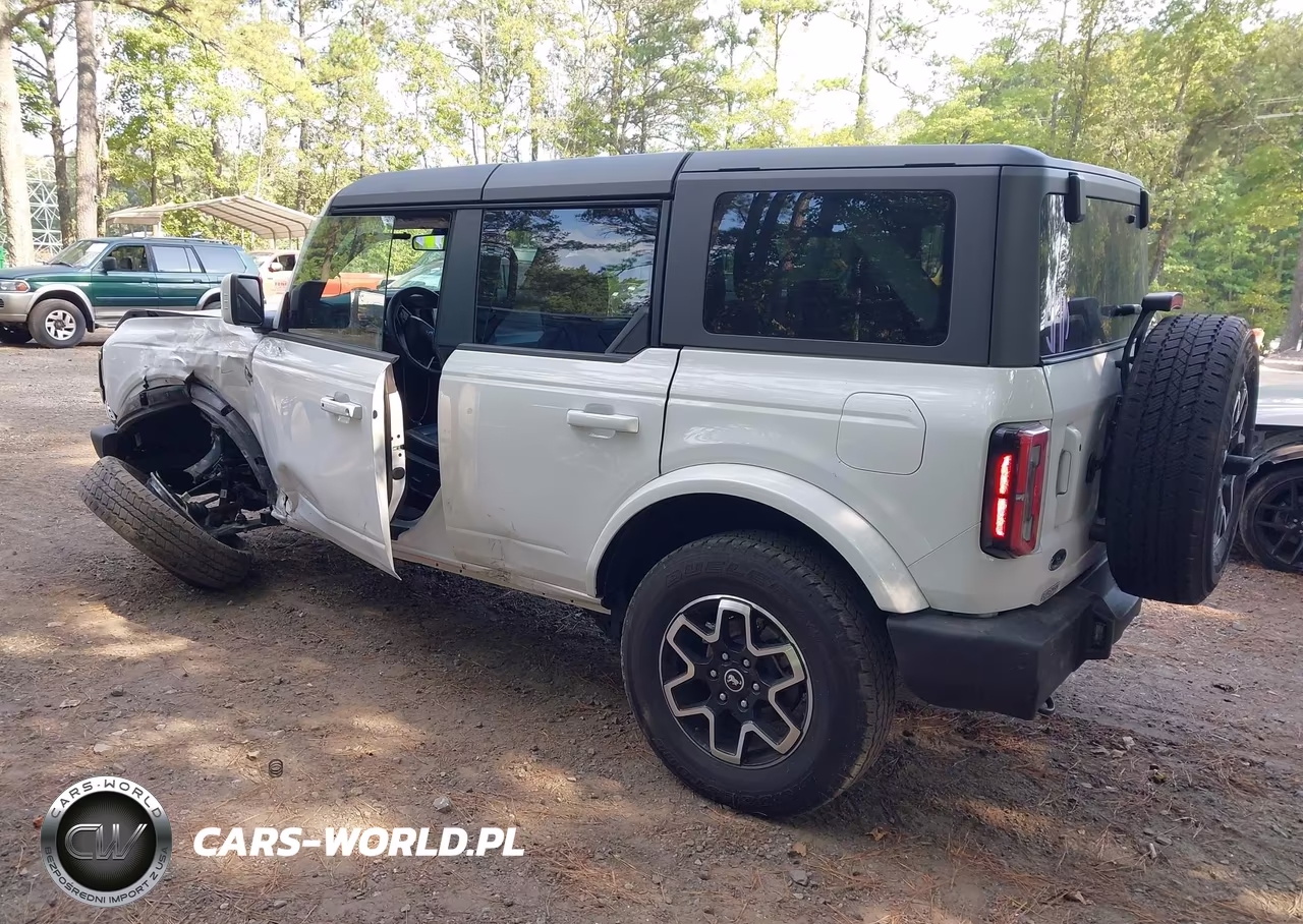 2025 Ford Bronco Outer Banks VIN:1FMDE8BH3SLB55868 - 3