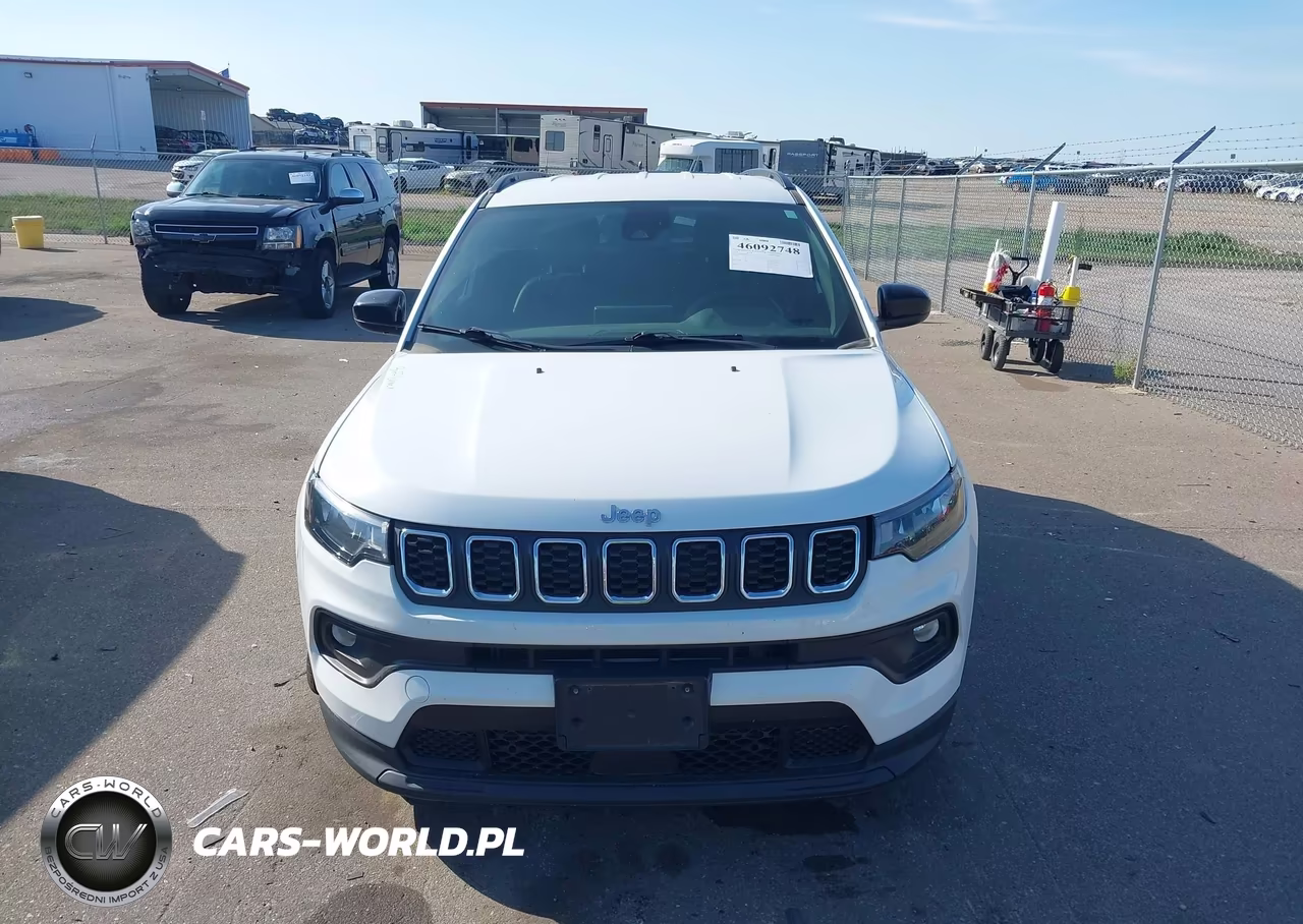 2024 Jeep Compass Latitude 4X4 VIN:3C4NJDBN8RT118137 - 13