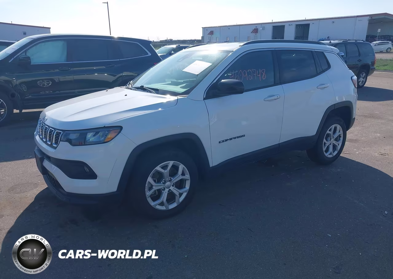 2024 Jeep Compass Latitude 4X4 VIN:3C4NJDBN8RT118137 - 2