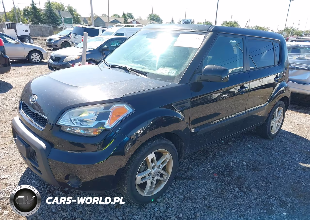 2011 Kia Soul + VIN:KNDJT2A2XB7733786 - 2