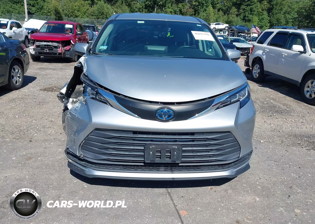 2021 Toyota Sienna Le VIN:5TDKSKFC2MS015098 - 12