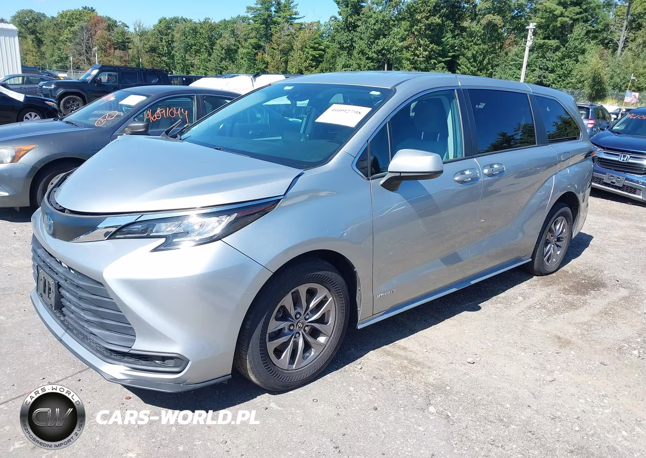 2021 Toyota Sienna Le VIN:5TDKSKFC2MS015098 - 2