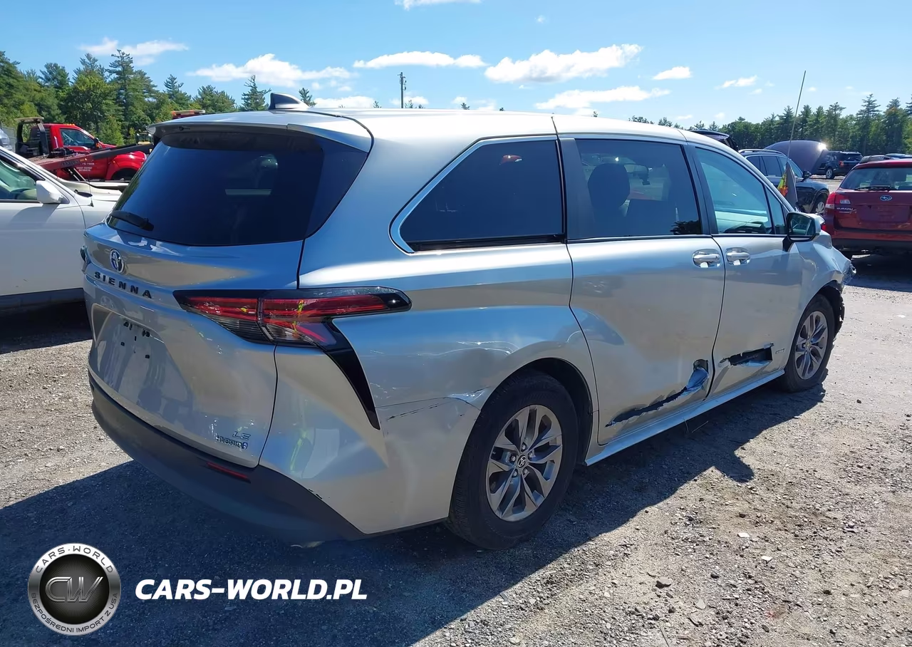 2021 Toyota Sienna Le VIN:5TDKSKFC2MS015098 - 4